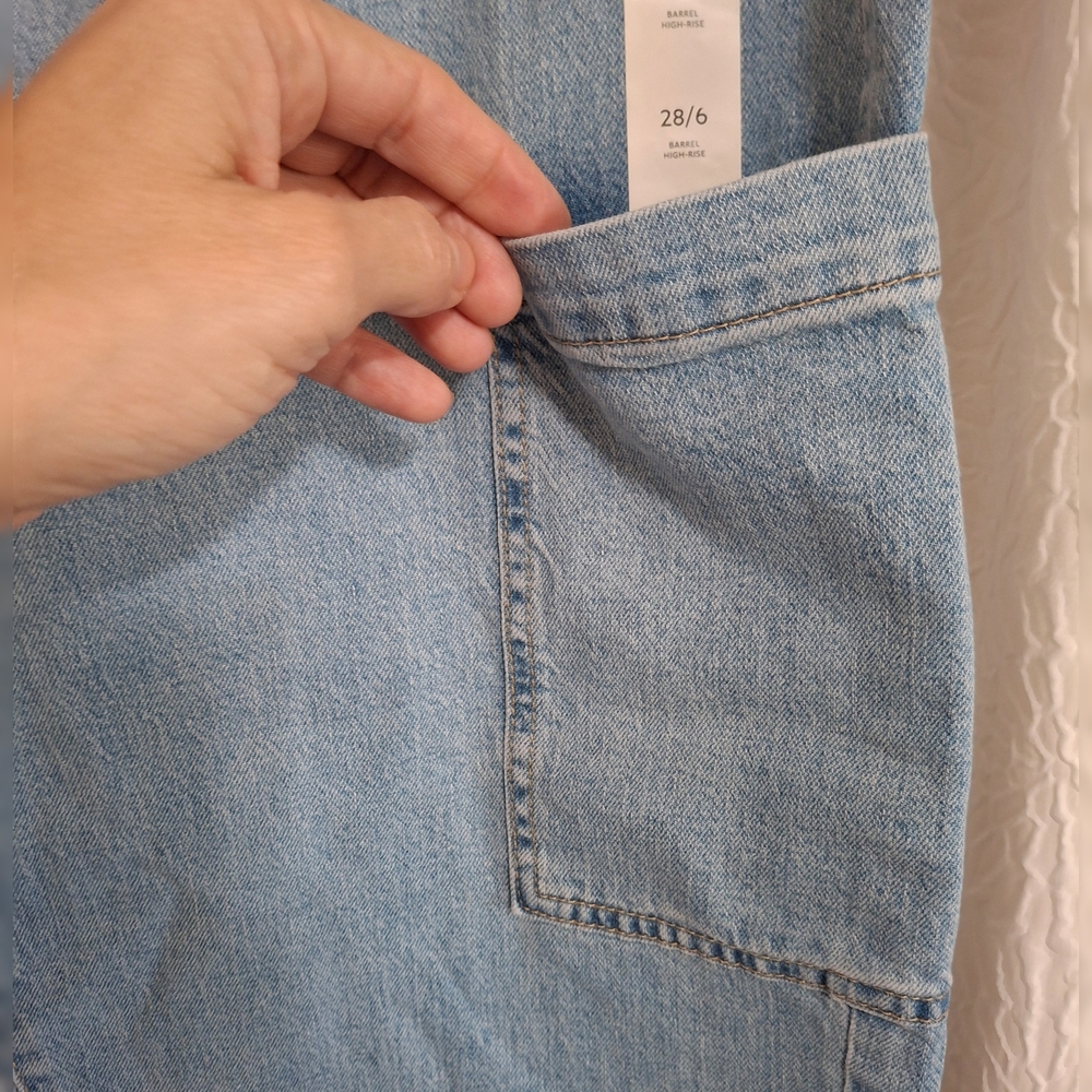Banana Republic Slim Barrel High Waist Cargo Jeans Sz 28 - Picture 7 of 15